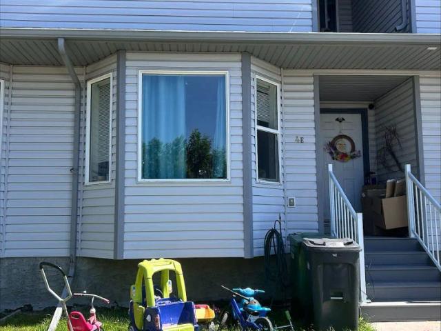Townhouse for rent in Brentwood, Strathmore