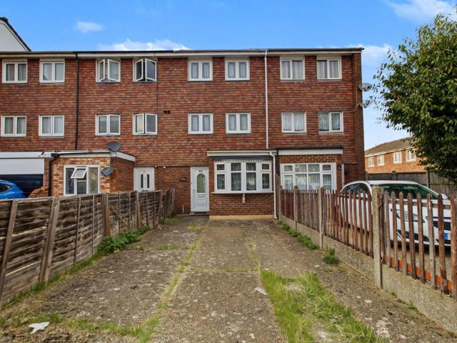 House for sale in London Borough of Havering, Greater London