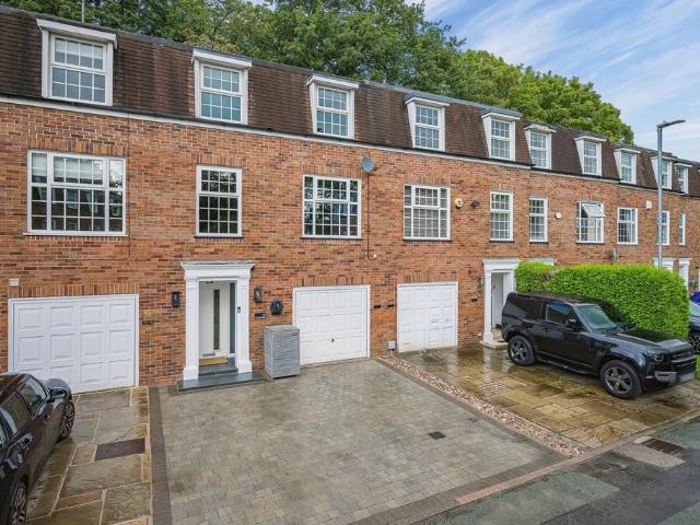 House for sale in Fulshaw Park, Wilmslow