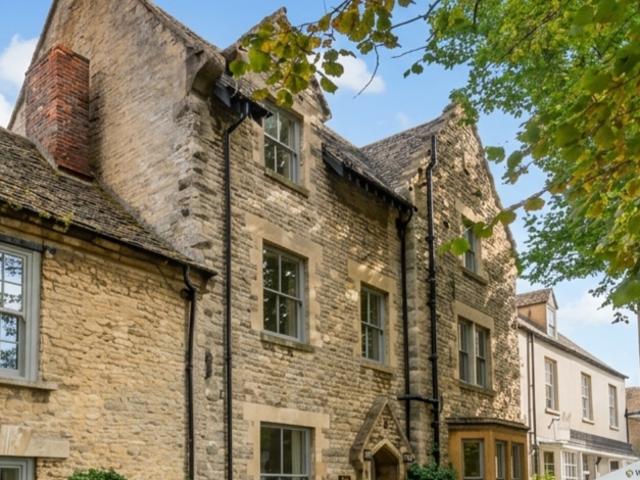 House for sale in Black Bourton, Oxfordshire