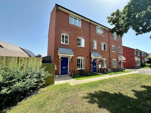 House for sale in Hunsbury Meadows, Upton