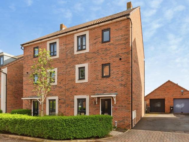 House for sale in Kingswood, South Gloucestershire