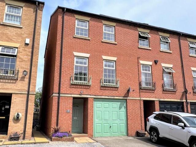 House for sale in Spondon, East Midlands