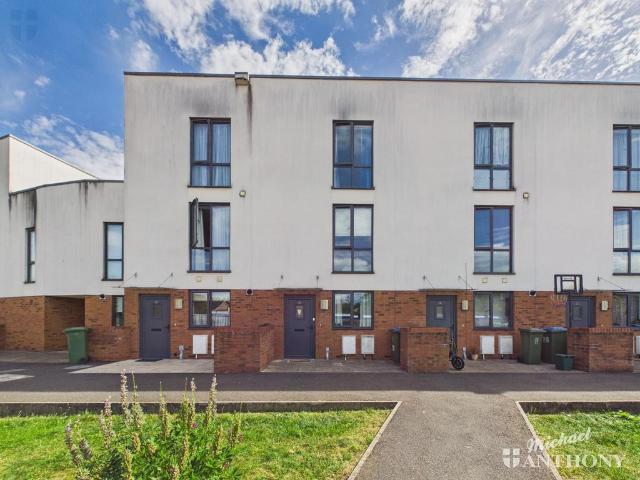 House for sale in Southcourt, Aylesbury