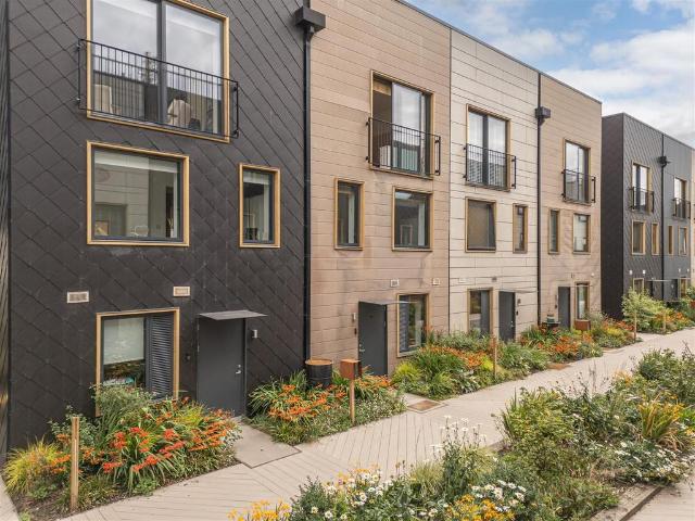 House for sale in Richmond Hill, West Yorkshire