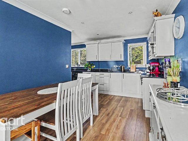 House for sale in Midway, Kent