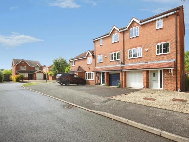 House for sale in Woodloes Park, Green Close