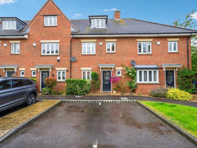 House for sale in Swallow, Buckinghamshire
