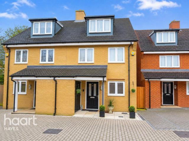 House for sale in Hayes, Greater London