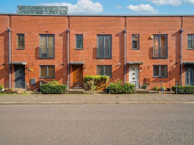 House for sale in Dickens Heath, West Midlands