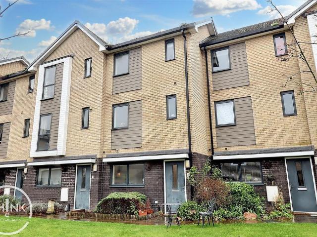 House for sale in New Catton, East Bank