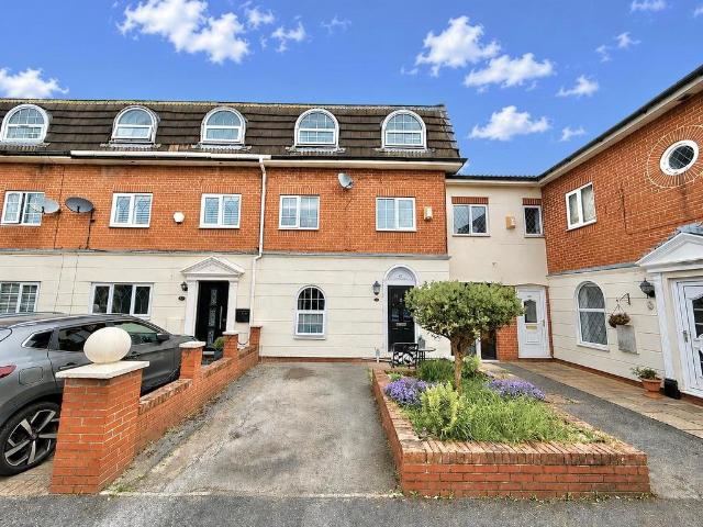 House for sale in Greenheys, Greater Manchester