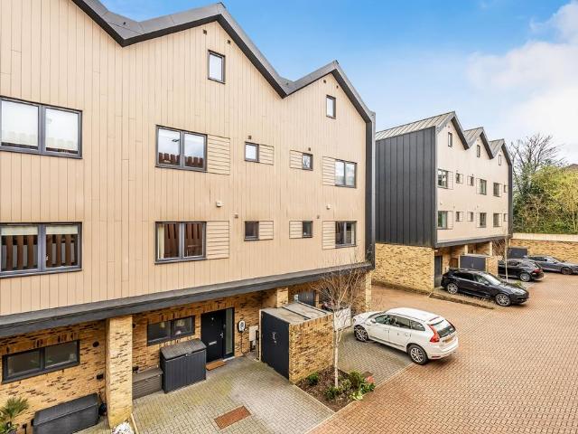House for sale in Sevenoaks, The Butts