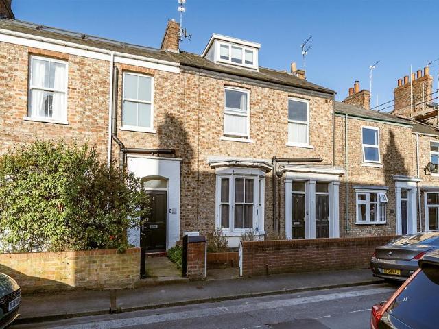 House for sale in The Groves, High Field