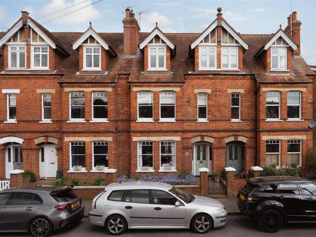 House for sale in Pachesham Park, Surrey