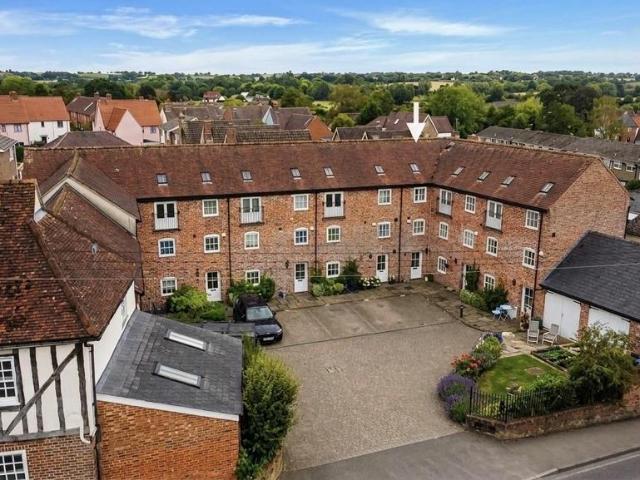 House for sale in Chelmondiston, Suffolk