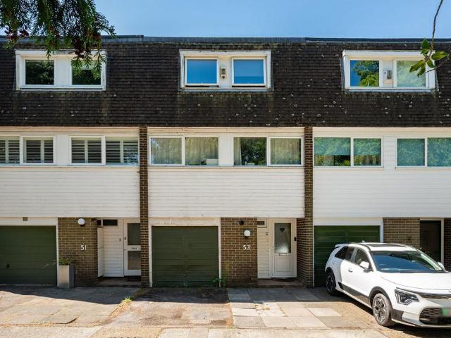 House for sale in Littlehaven, Horsham