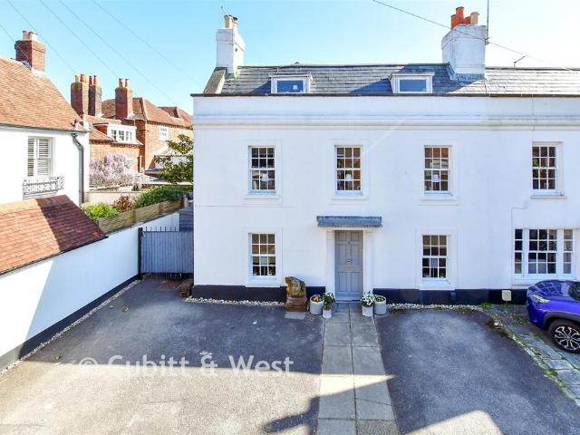 House for sale in Spring Vale, Hampshire