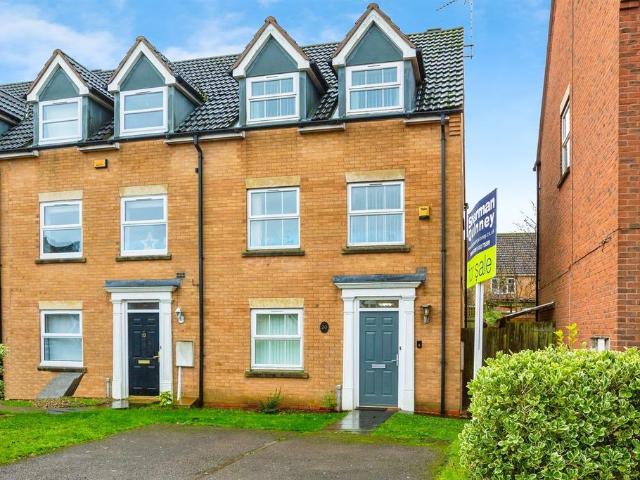 House for sale in Thrapston
