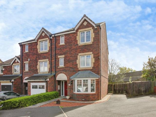 House for sale in Holystone, North Tyneside