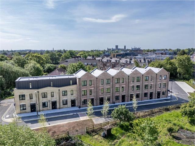 House for sale in Bell Farm, York