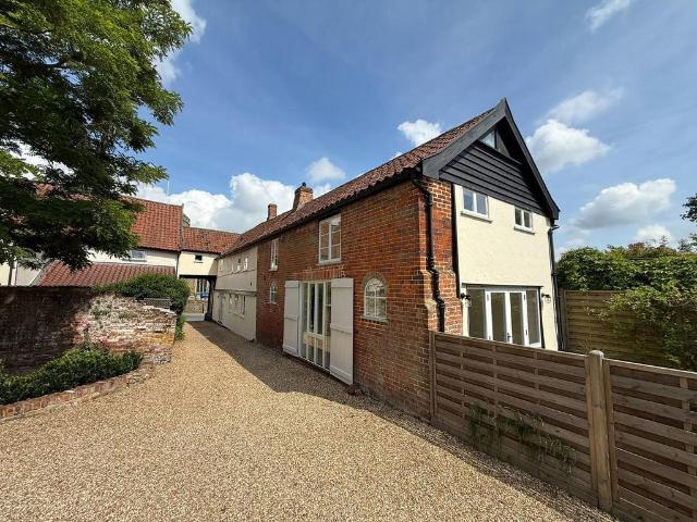 House for sale in Bedingfield, Suffolk