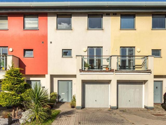 House for sale in SA1 Swansea Waterfront, Swansea