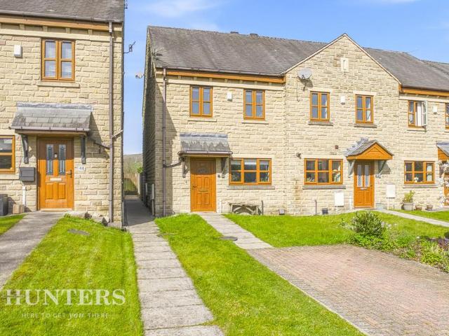 House for sale in Caldermoor, Burnedge