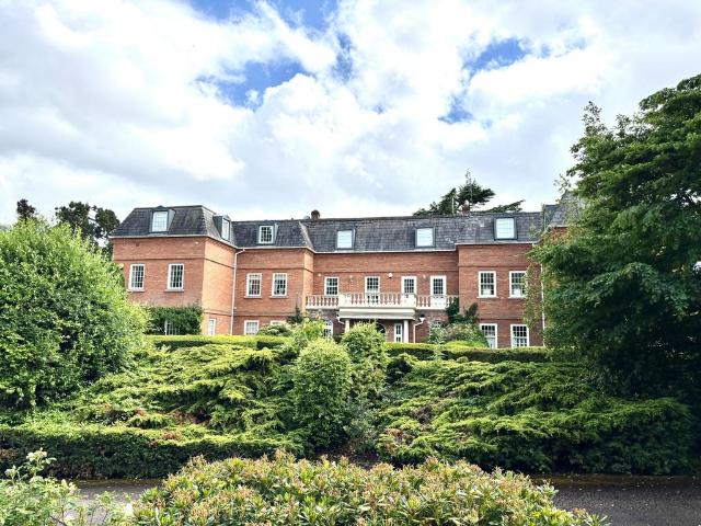 House for sale in Bishopsgate, Row Town