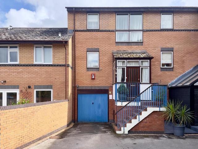 House for sale in Penarth Marina, Penarth