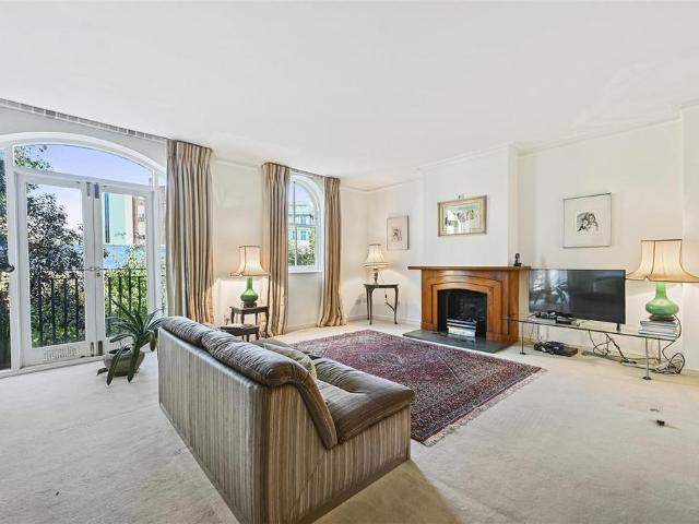 House for sale in Brook Green, Greater London