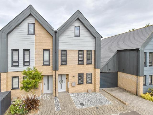 House for sale in Merryman's Hill, Oad Street