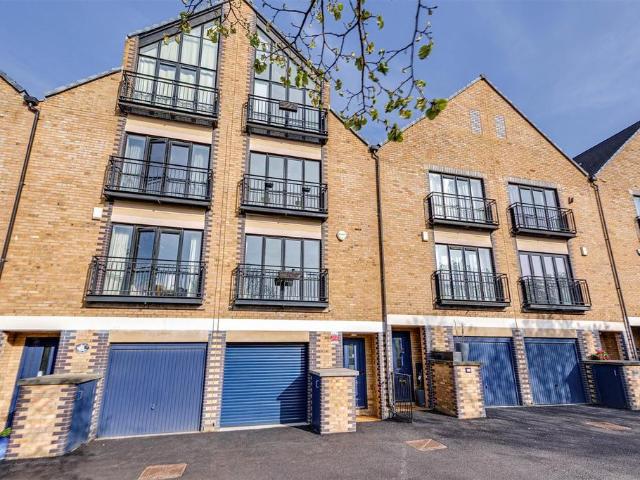House for sale in Baltic Triangle, Liverpool