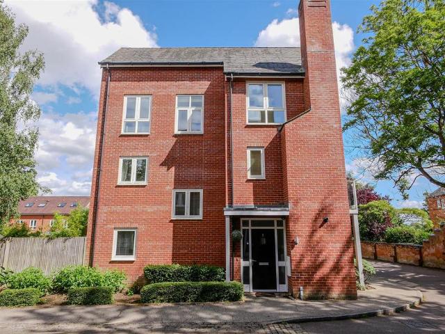 House for sale in Cholsey Meadows, South Oxfordshire
