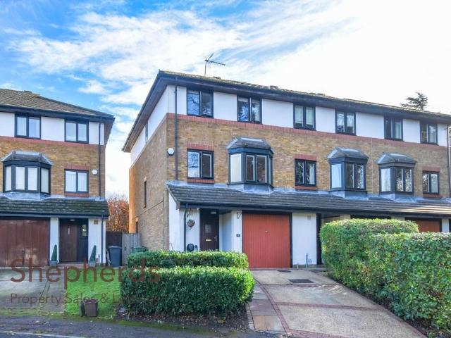 House for sale in Broxbourne, Hertfordshire