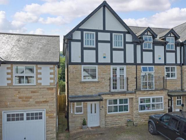 House for sale in Ben Rhydding, Ilkley