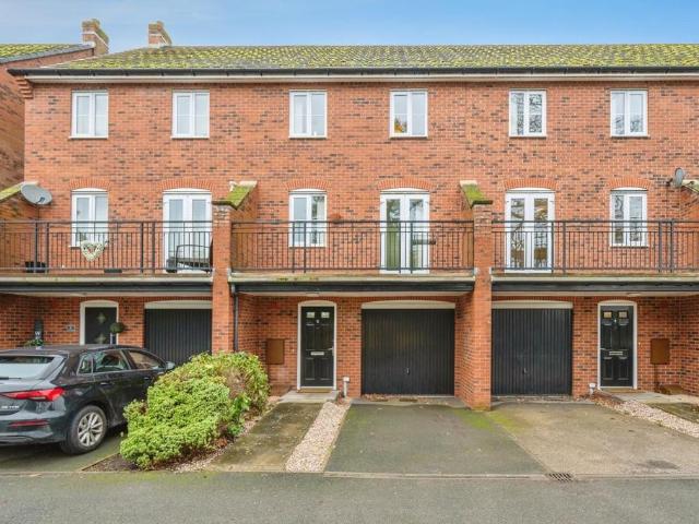 House for sale in Fazeley, Boley Park