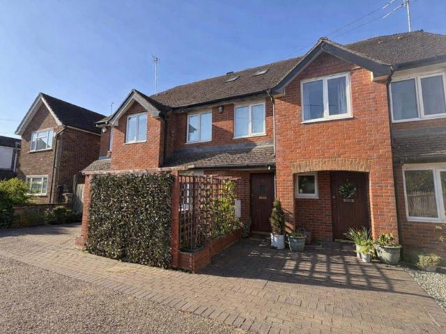 House for sale in Five Acres, Hertfordshire