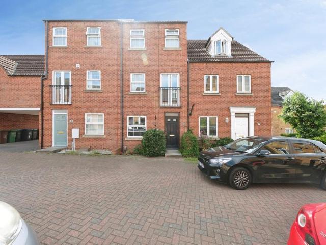 House for sale in Potters Corner, East Midlands