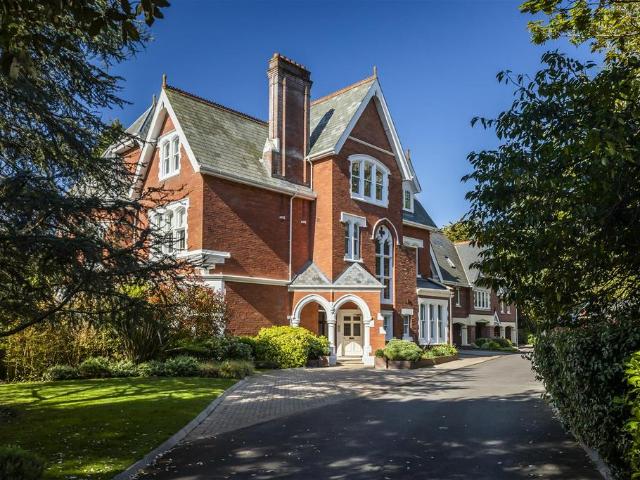 House for sale in Branksome, Branksome Chine