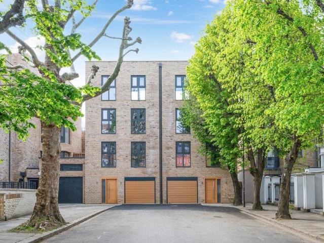 House for sale in Shepherd's Bush, Greater London