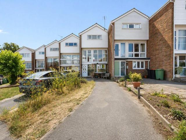 House for sale in Leighton-Linslade, Linslade