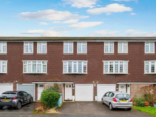 House for sale in Blackhills, Surrey