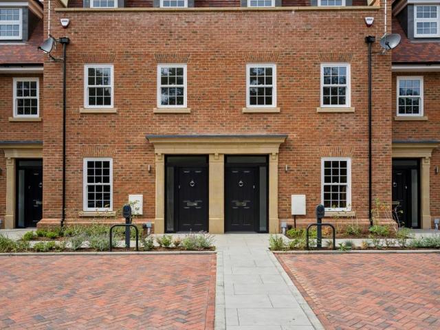 House for sale in Beaconsfield, Knotty Green