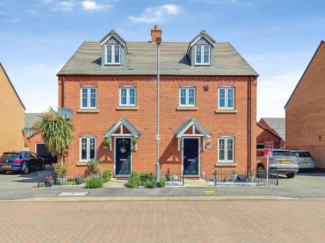 House for sale in Raunds