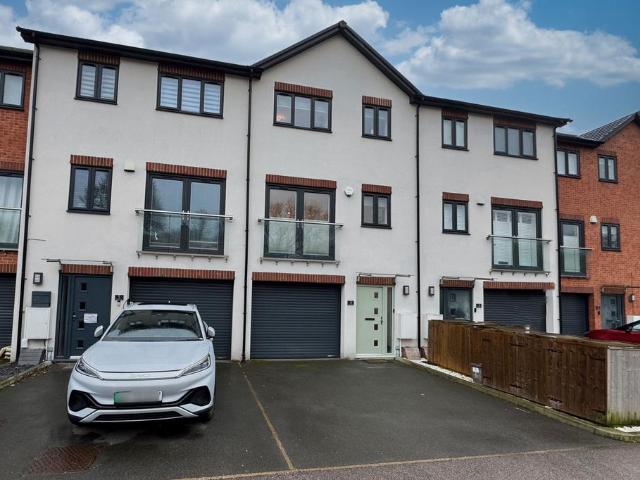 House for sale in North Cray, Greater London