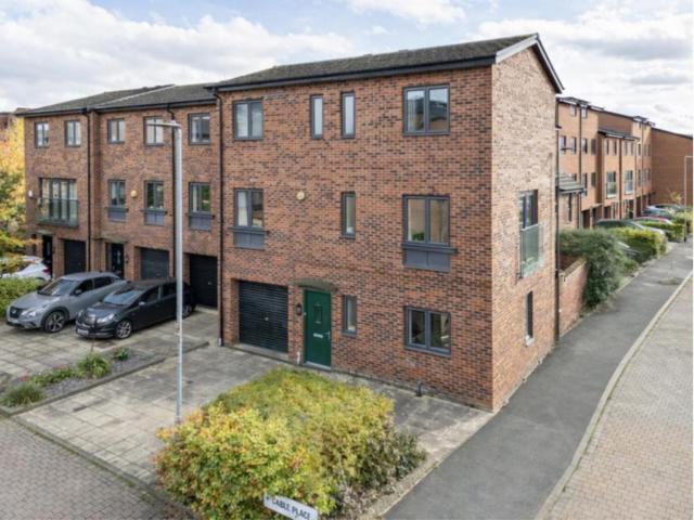 House for sale in Hunslet, West Yorkshire