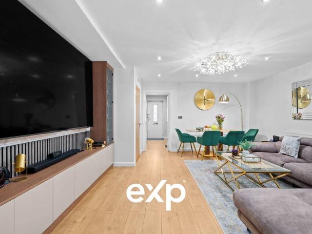House for sale in London Borough of Hounslow, Isle Of Man
