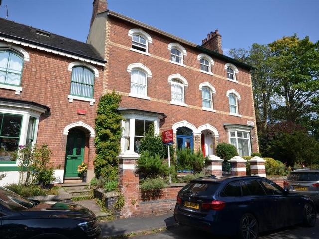 House for sale in Stone, Baswich