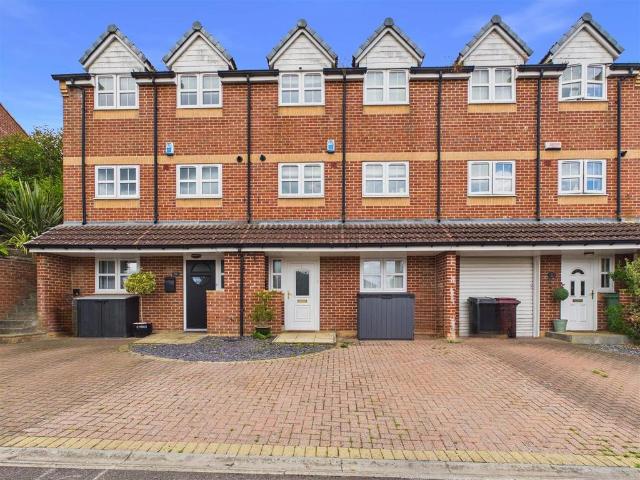 House for sale in Brackenfield, East Midlands